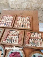  3 لوحات فنية يدوية من الرزن و الفسيفساء بتصاميم ورود رائعة – إضافة فاخرة لديكور منزلك أو مكتبك