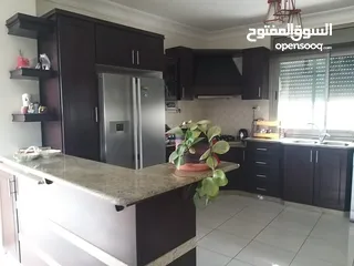  8 شقة مفروشة للبيع في رام الله