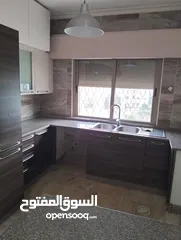  4 شقة للبيع في المقابلين بسعر مغري قابل للتفاوض