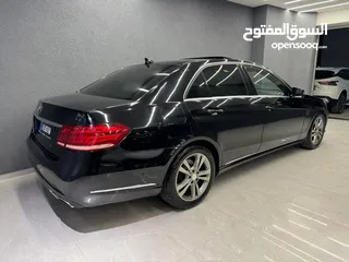  4 Mercedes Benz E200