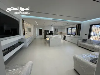  17 شقة مفروشة فاخرة بجاهزية كاملة للسكن – موقع مميز في رجم عميش
