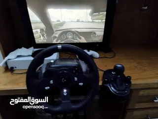  2 ستيرنغ Logitech g920  أحدث اصدار للبيع  مدة الاستعمال شهر واحد  الستيرنغ مع جير