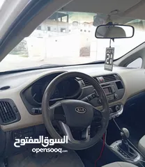  5 كيا ريو موديل 2012 مرخصة سنة كاملة