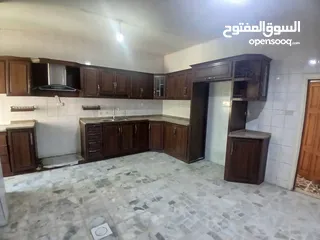  1 شقه فارغه للإيجار الجبيهه