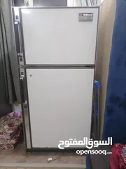  1 ثلاجة للبيع