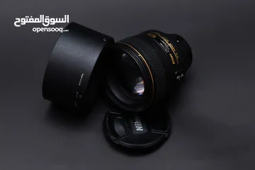  4 Nikon AF-S NIKKOR 85mm f/1.4G Lens