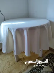  2 طاولة بلاستيك