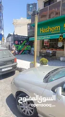  4 محل للبيع بنص السوق والحركة بسعر مغري جدا بداعي عدم التفرغ وفرصة لسفر بجانب مطعم هاشم السياحي