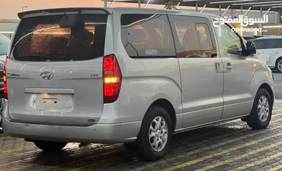  8 Hyundai H1. 2010