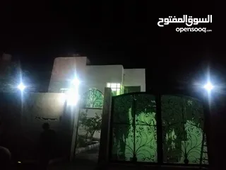  9 فله للبيع في المدينة الخضراء عدن المرحله 3