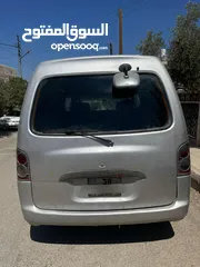  6 باص هونداي H100 2001 مع الرقم