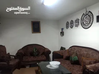  4 طقم كنب 7 مقاعد بحاله جديده