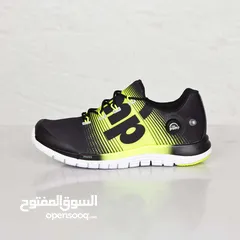  8 Reebok Zpump running shoes Black/Yellow size 7