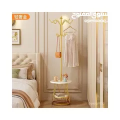  4 ستاند تعليق مع طاولة جانبية – قطعة فخمة تغيّر شكل غرفتك بالكامل!