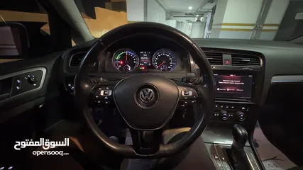  13 E GOLF 2019 50k km  اي جولف 2019 ممشى 50 الف كيلو فقط  السياره بحاله ممتازه و لا تحتاج شيئ