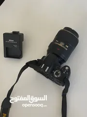  2 كمرا نيكون d3200 مع عدسات احترافيه لمحترفين التصوير بحاله شبه وكاله