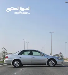  2 هوندا اكورد موديل 2000