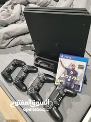  1 Play Station 4 Pro