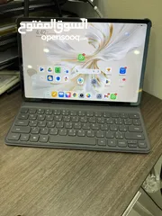  5 Honor pad 9 with keyboard