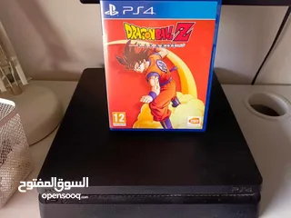  2 جهاز ps4 سلم كلش نظيف اخو الجديد وياه يدات اثنين ولعبتين