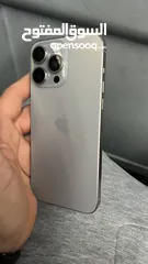  4 ايفون 15 برو ماكس