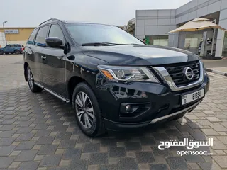  5 NISSAN PATHFINDER SL 2017 FULL OPTION PANORAMIC ROOF