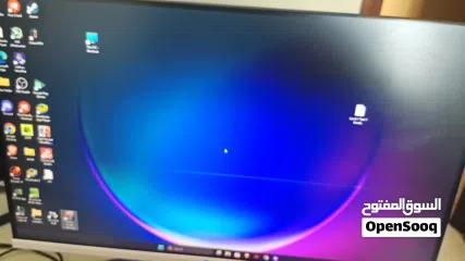  1 للبيع سريع fast شاشه بسعر 25.  فريمات 180 FPS  سعر الجديد يجي فوق ال 60 دينار