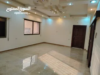  9 شقة مميزة للبيع