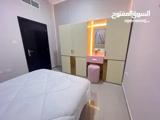  1 اول ساكن افخم غرفه وصاله مفروشه بالكامل للايجار الشهري في كورنيش عجمان