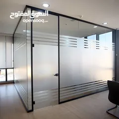  3 توريد وتركيب زجاج، مرايا، وسيكوريت بجودة عالية – تصاميم عصرية وأسعار منافسة