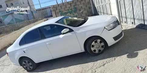  5 سكودا رابيد 2017