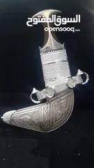  4 للبيع خنجر عماني