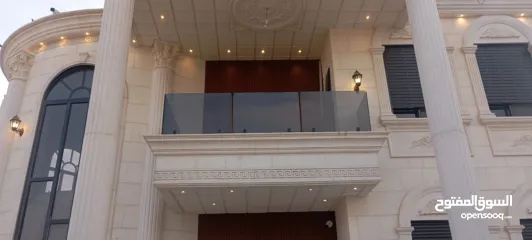  25 زجاج وألمنيوم