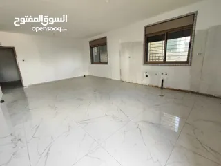  11 عااااججلل ششقة مع حححديقةةة غير مفروش للإيجار في عين مصباح