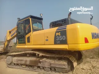  1 Komatsu PC 350