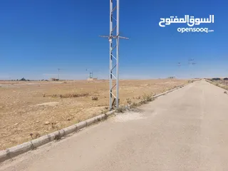  20 الجيزة – السكة الشمالي 503م داخل التنظيم واصل ماء وكهرباء وشوارع معبدة..من المالك مباشره.  سعر محروق