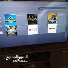  5 بلايستيشن 4 مع حساب عليه 22 لعبة