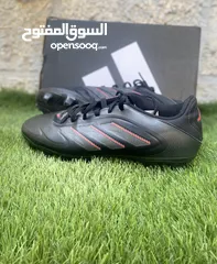  1 حذاء رياضي  نوع الحذاء اديداس (كوبا أسود) السعر  200 شيقل  الحد الأقصى 180 شيقل