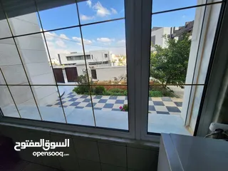  21 فيلا مستقلة نصف مفروشة في منطقة الظهير للبيع - ref : 14512
