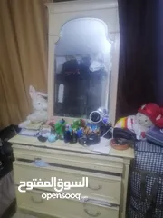  3 تختين ومراي
