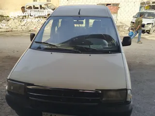  2 بيجو اكسبرد