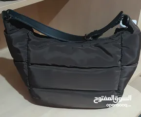  8 حقيبة يد لون بني