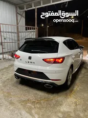  2 سيات ليون ترخيص 2018