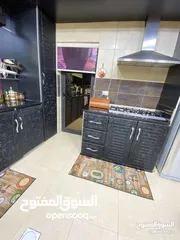  18 شقة طابق ثالث مع روف للإيجار في منطقة مرج الحمام