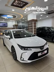  3 تويوتا كورولا 2022 محرك 1800 كهرباء وبنزين  بقوة 170 حصان عداد 50000 سياره مميزه واقتصاديه جدا