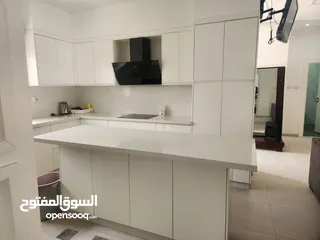  4 فيلا للبيع بغرض السفر (بوابة اريحا)