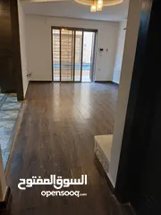  12 شقة سوبر ديلوكس في خلدا للبيع