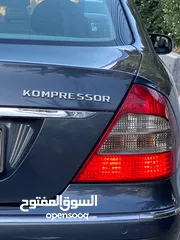  16 مرسيدس 2009 E200 بانوراما   استخدام شخصي  فل كامل وفحص كامل   وعداد قليل ((100 الف كم فقط