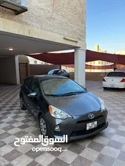  7 toyata prius C 2014