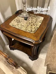  2 طاولات غرفة ظيوف فخمه